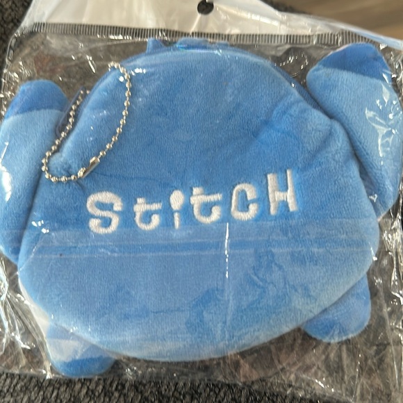 Disney Stitch Plush Coin Purse Zipper Change Purse Mini Wallet NWT - Picture 3 of 3